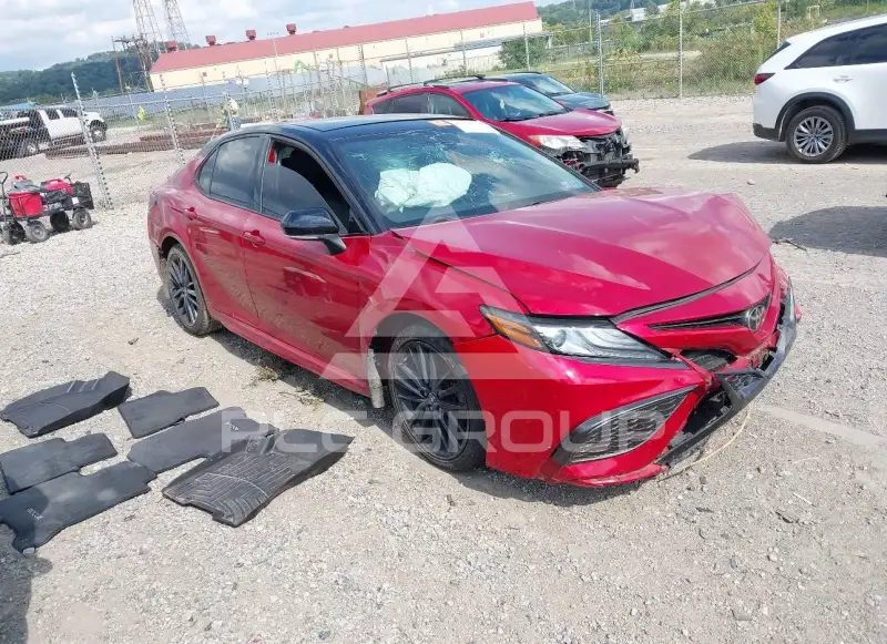 2021 Toyota CAMRY фото