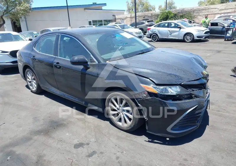 2021 Toyota CAMRY фото