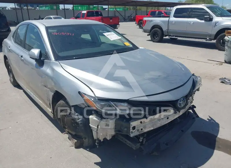 2021 Toyota CAMRY фото