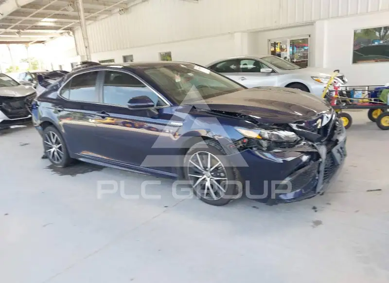 2021 Toyota CAMRY фото
