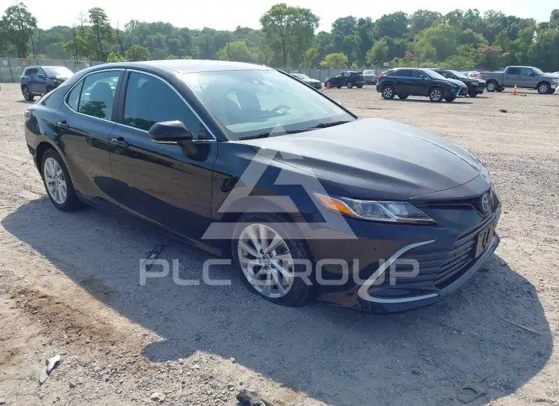 2021 Toyota CAMRY фото