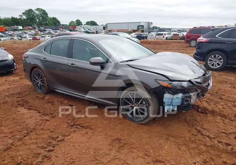 2021 Toyota CAMRY photo