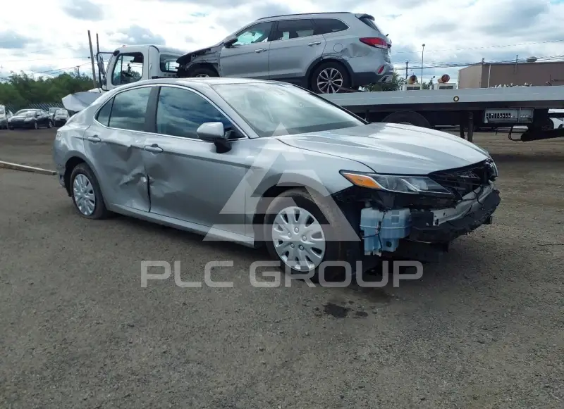 2021 Toyota CAMRY фото