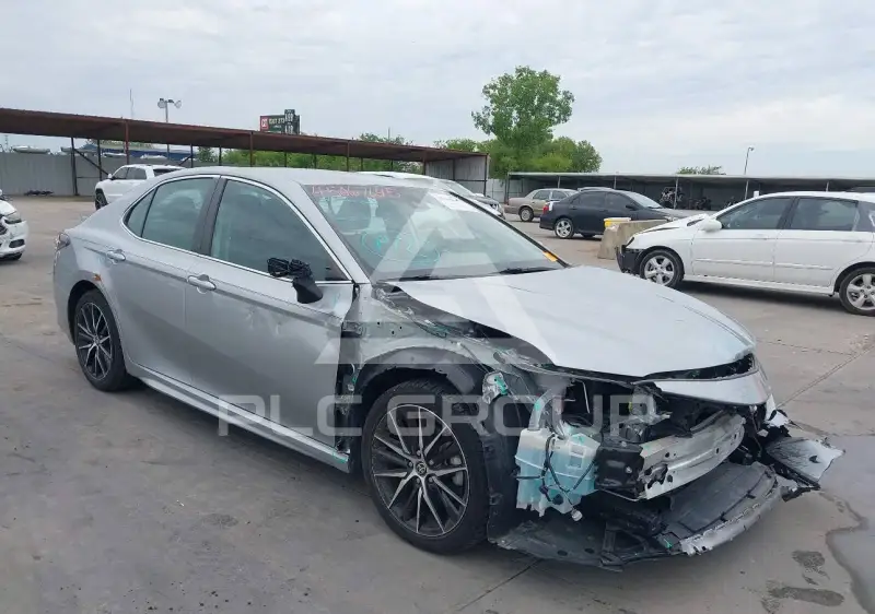 2021 Toyota CAMRY фото