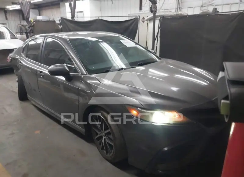 2021 Toyota CAMRY фото