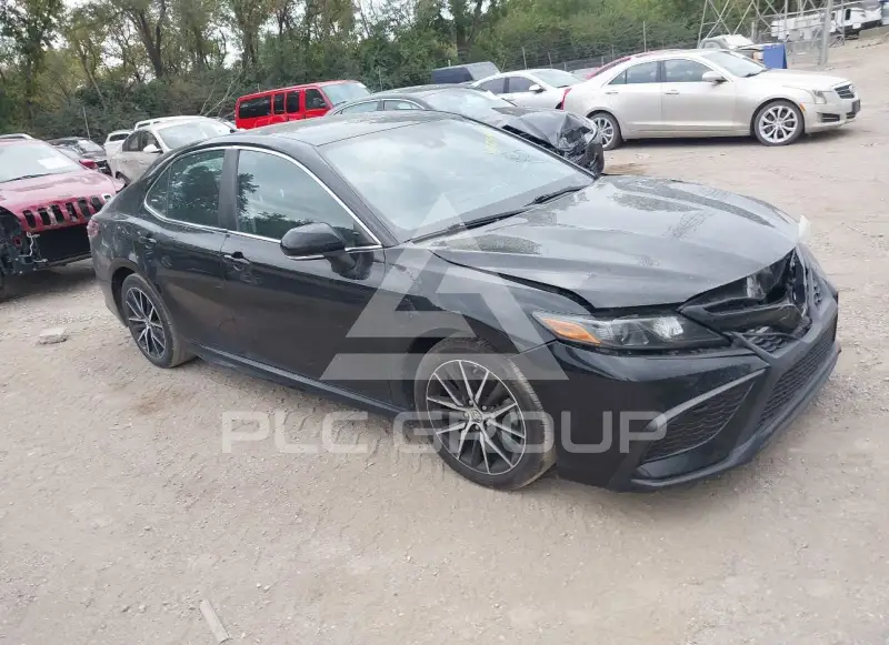2021 Toyota CAMRY фото