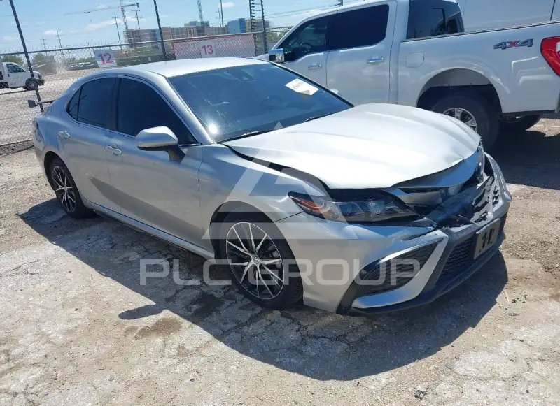 2021 Toyota CAMRY фото