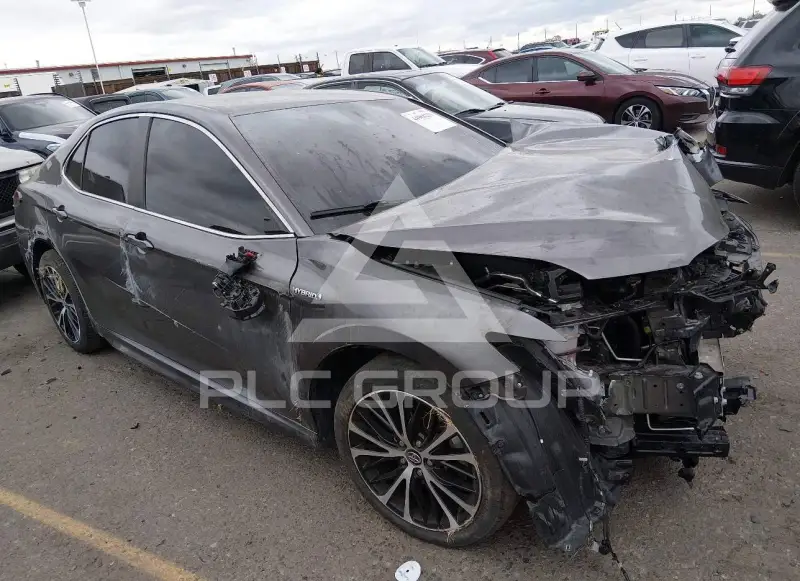 2021 Toyota CAMRY фото