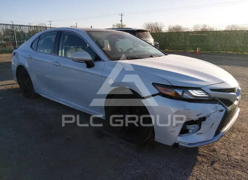 2021 Toyota CAMRY фото