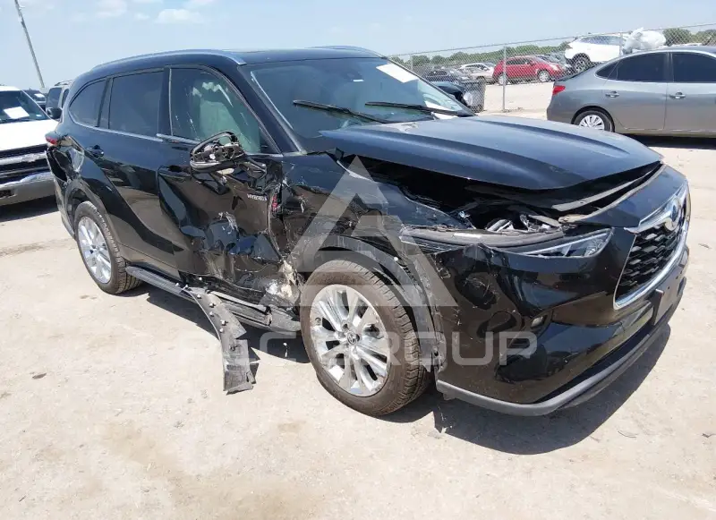 2021 Toyota Highlander фото