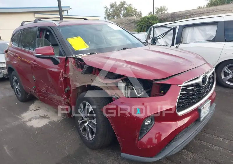 2021 Toyota Highlander photo