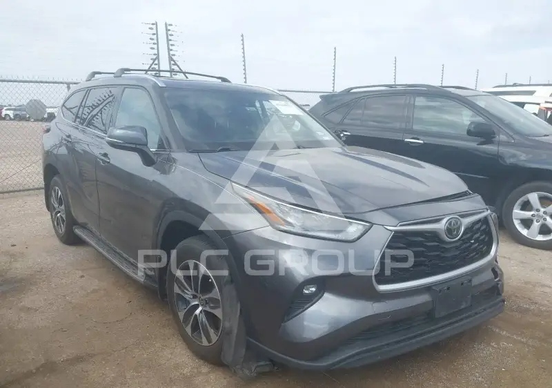 2021 Toyota Highlander фото