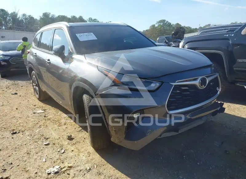 2021 Toyota Highlander фото
