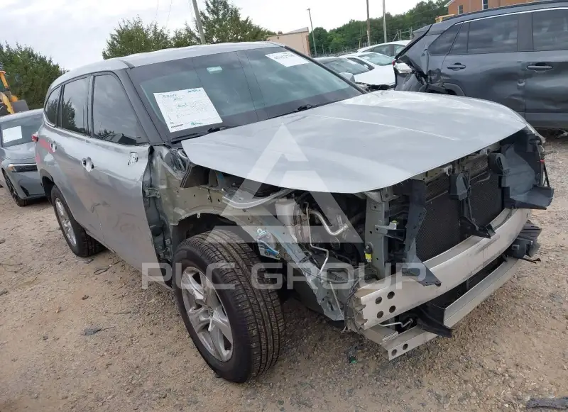 2021 Toyota Highlander фото
