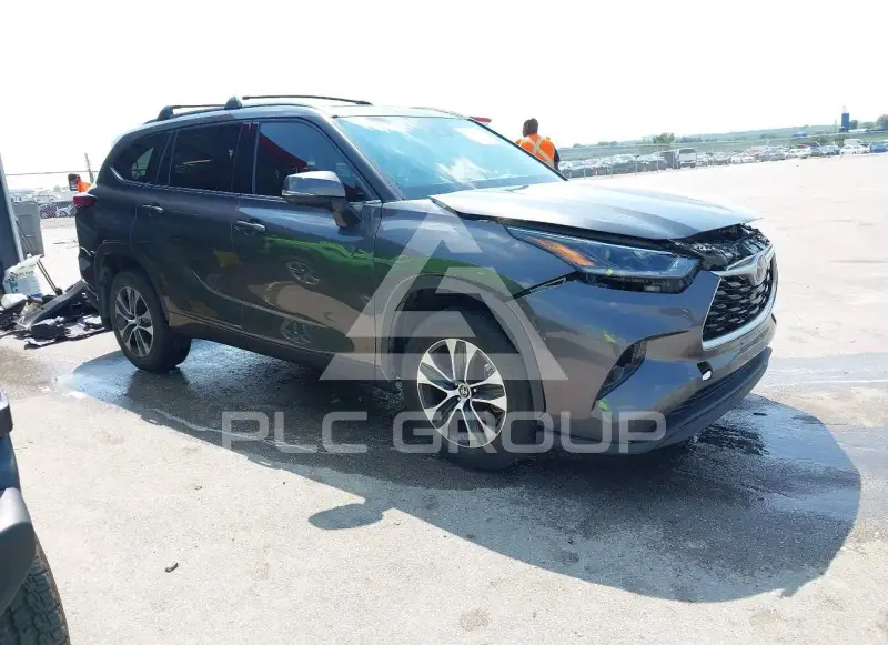 2021 Toyota Highlander фото