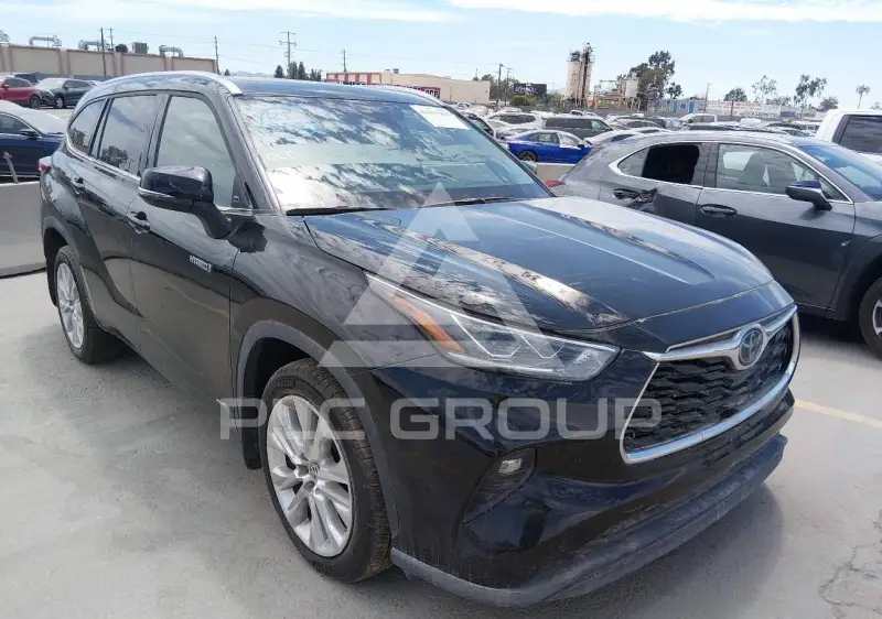 2021 Toyota Highlander фото