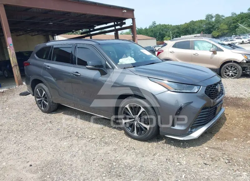 2021 Toyota Highlander фото