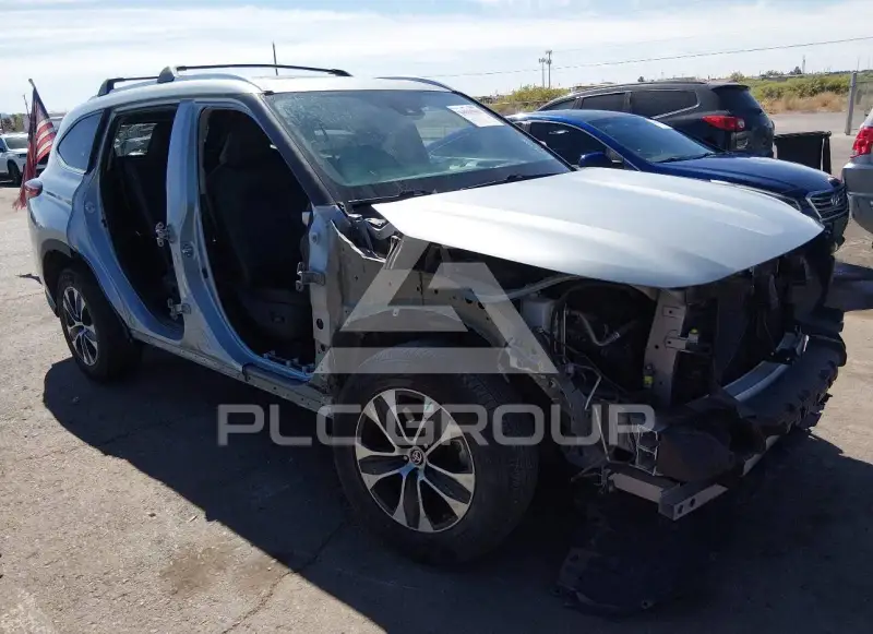 2021 Toyota Highlander фото