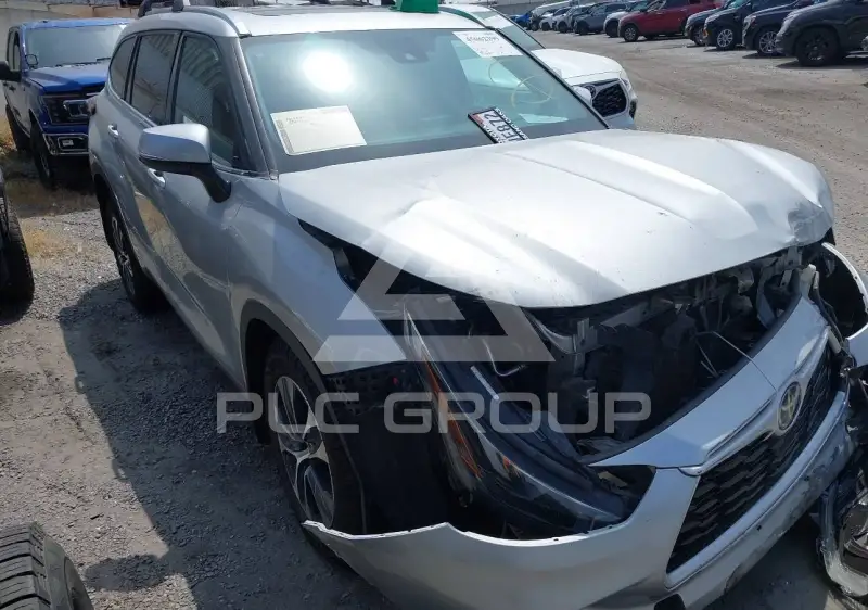 2021 Toyota Highlander фото