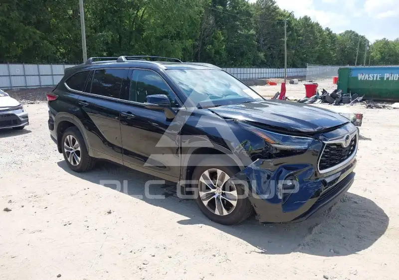 2021 Toyota Highlander фото