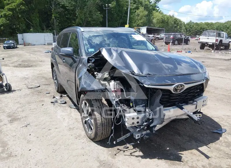 2021 Toyota Highlander фото