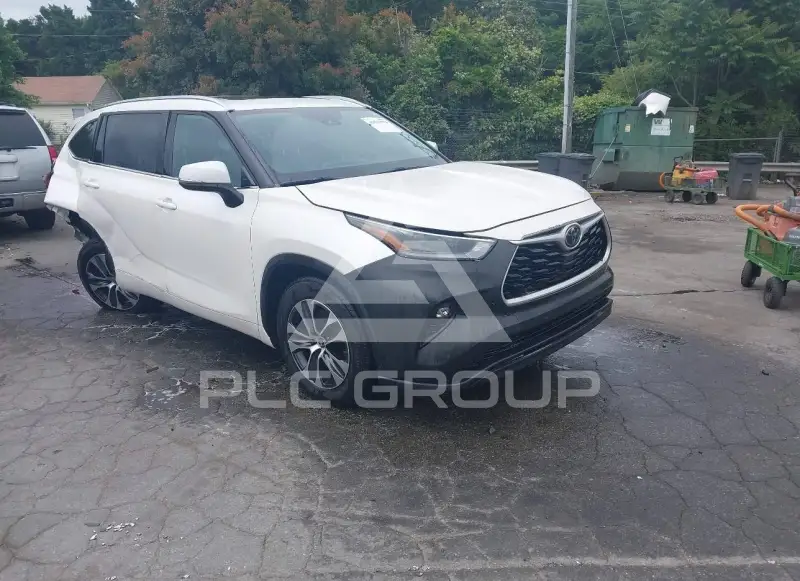 2021 Toyota Highlander фото