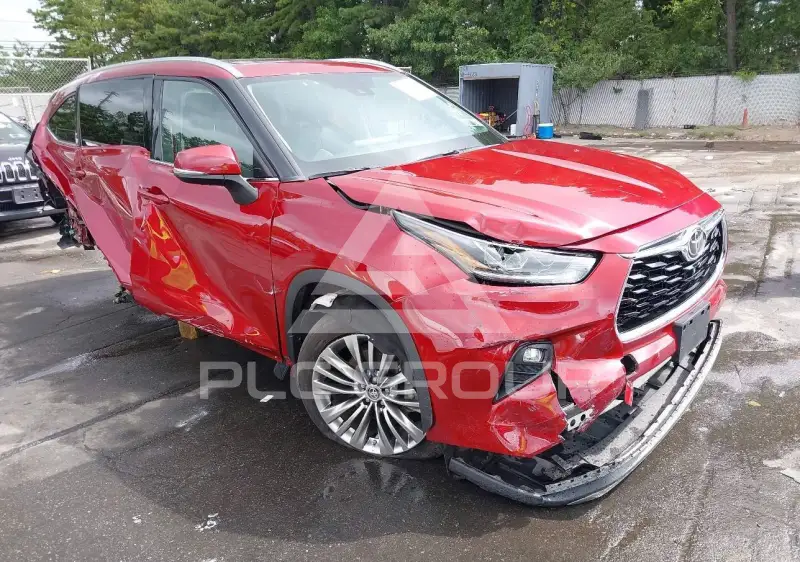 2021 Toyota Highlander photo