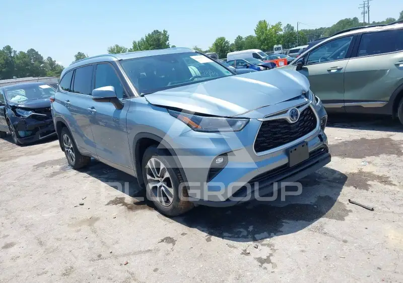 2021 Toyota Highlander фото