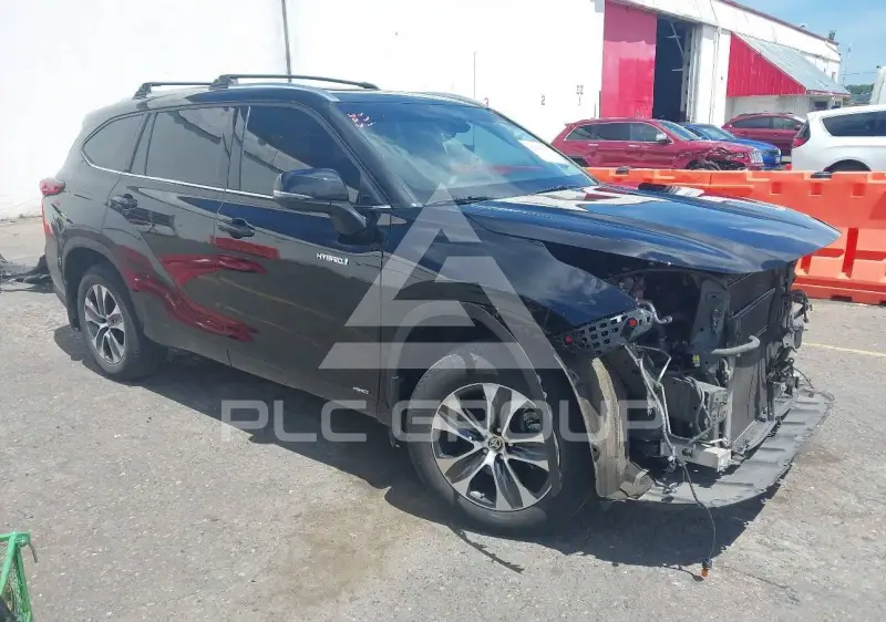2021 Toyota Highlander фото