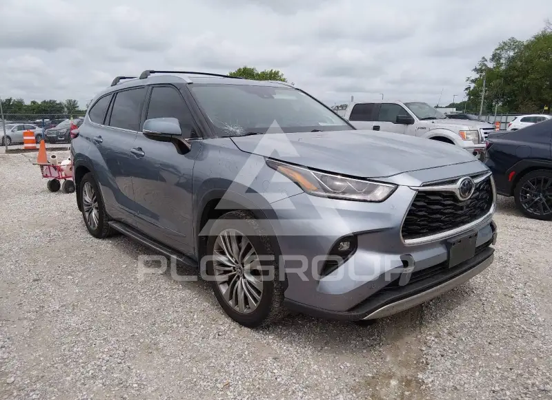 2021 Toyota Highlander фото