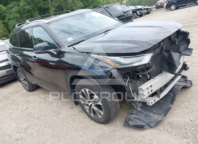 2021 Toyota Highlander фото