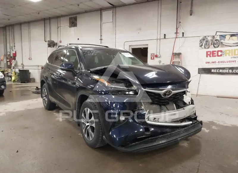 2021 Toyota Highlander фото