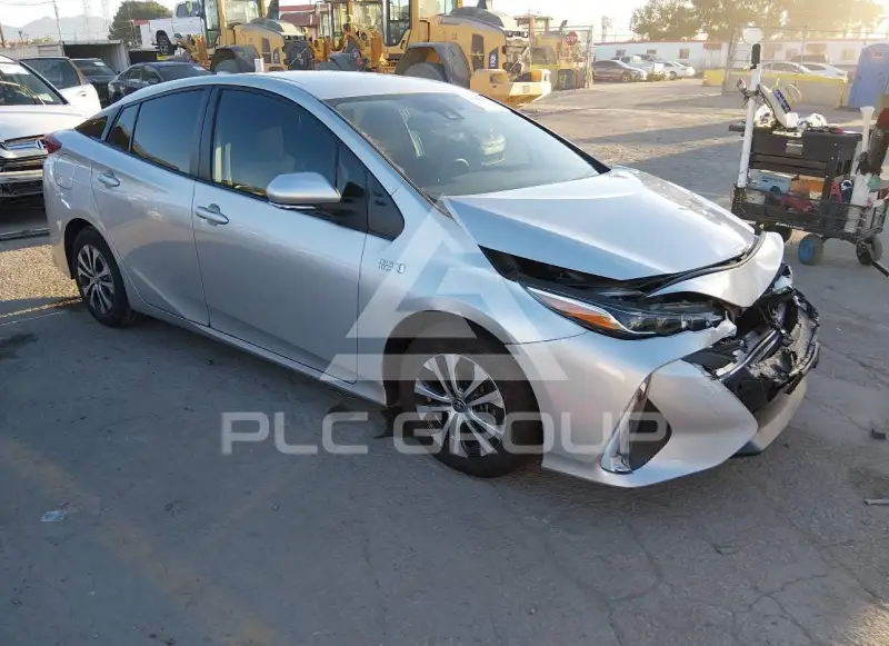 2021 Toyota PRIUS фото