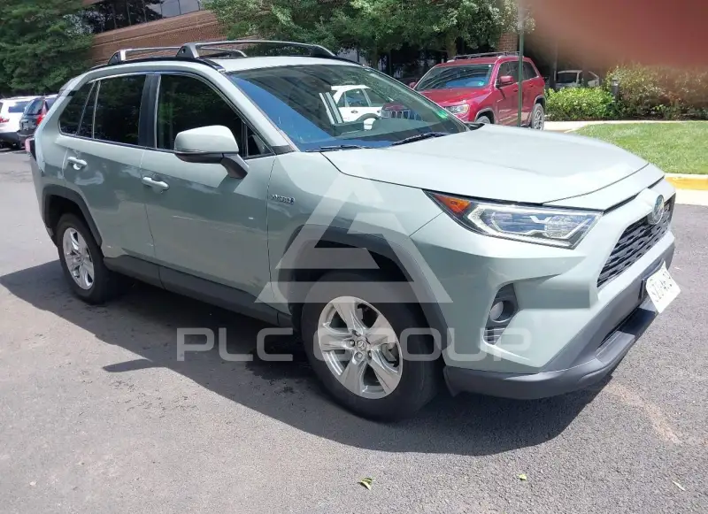 2021 Toyota RAV4 фото