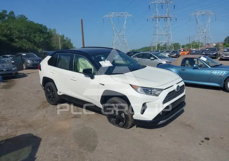 2021 Toyota RAV4 фото