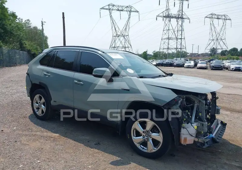 2021 Toyota RAV4 фото