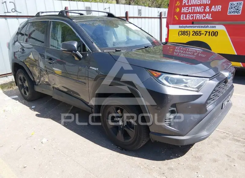 2021 Toyota RAV4 photo