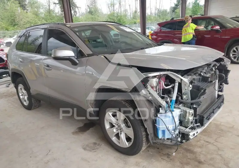 2021 Toyota RAV4 photo