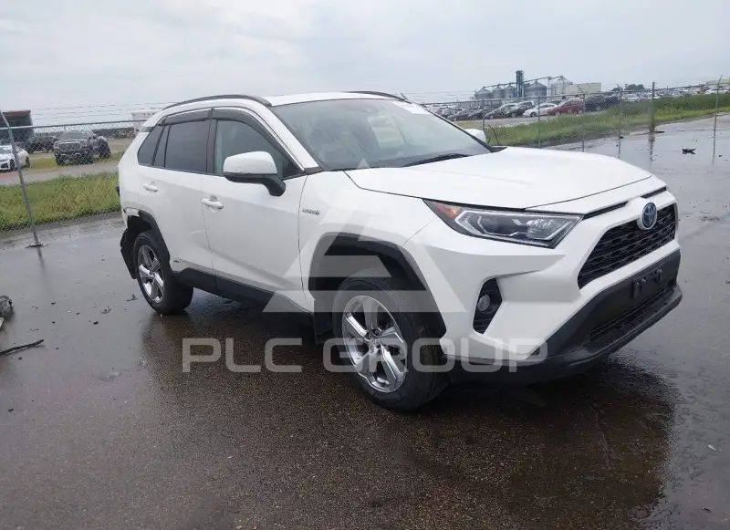 2021 Toyota RAV4 фото