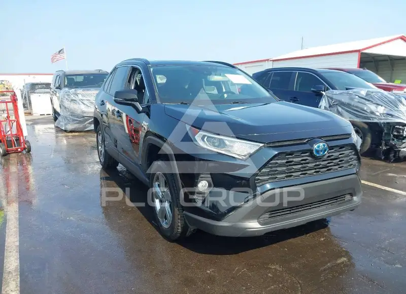 2021 Toyota RAV4 фото