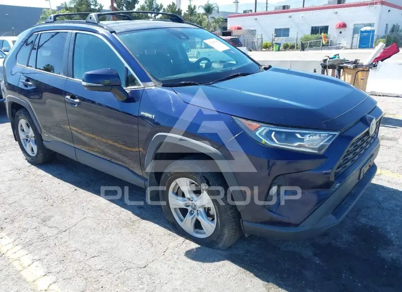 2021 Toyota RAV4 фото