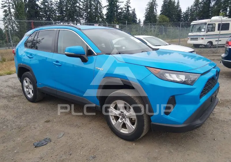 2021 Toyota RAV4 фото