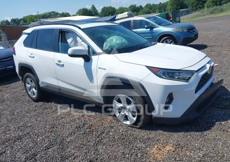 2021 Toyota RAV4 фото