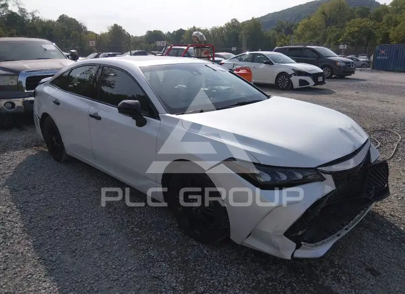 2021 Toyota AVALON photo