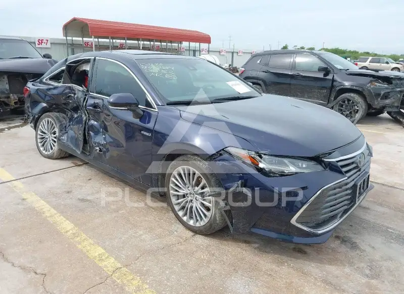 2021 Toyota AVALON photo