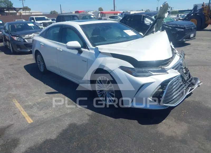 2021 Toyota AVALON фото