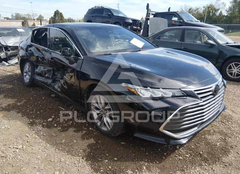 2021 Toyota AVALON фото