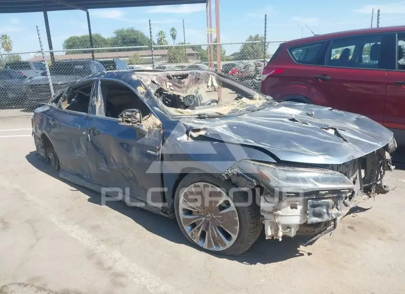 2021 Toyota AVALON фото