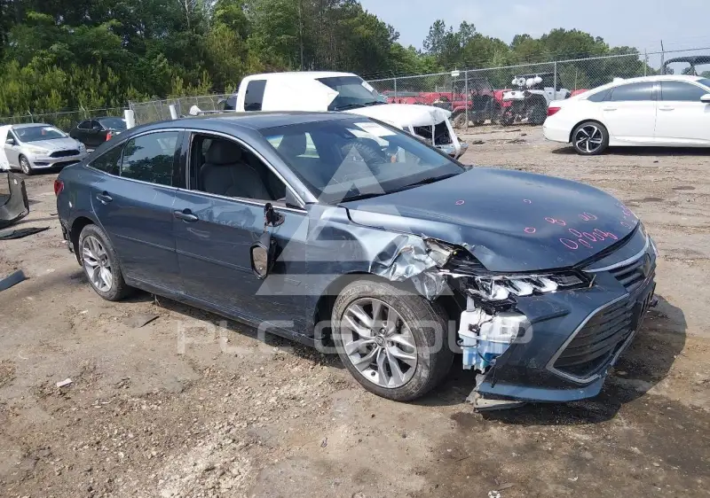 2021 Toyota AVALON фото