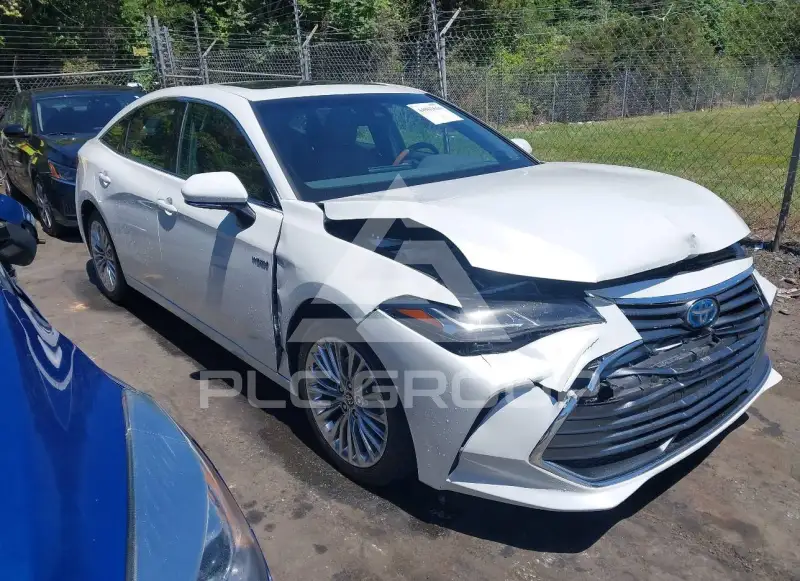 2021 Toyota AVALON фото